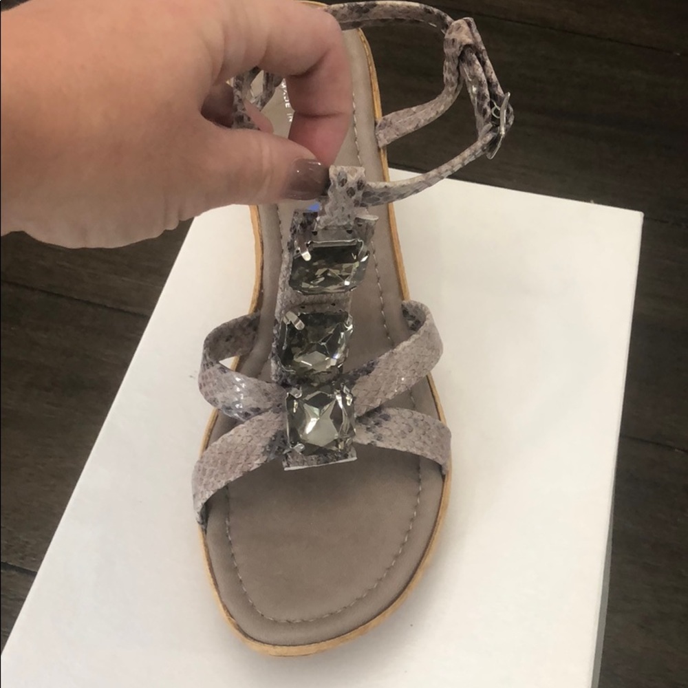 Dressy sandal